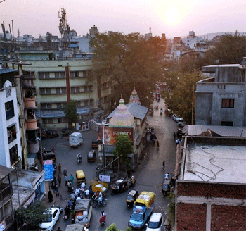 डुल्या मारुति मंदिर, गणेश पेठ, पुणे, महाराष्ट्र :: शिष्टाचार: गूगल मैप- श्री अंकित अर्गड़े