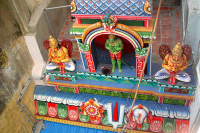 Sri Hanumantharayan Temple seen from Hanumantharayan Koil Street, George Town, Chennai 