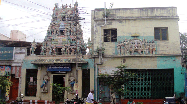 कृष्णा रायर तप्पकुलम हनुमान मंदिर, मदुरै, तमिल नाडू 