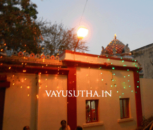 Side view of Sri Anjaneya Swamy temple, Malleswaram, Bangaluru