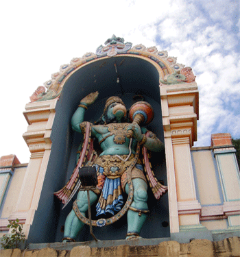 श्री आंजनेय स्वामी मंदिर, मुल्बगल टाउन, कर्नाटक।