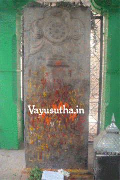 The pillar in front of Sri Anjaneya Swami Sannidhi, Perumal Temple, Tallakulam, Madurai