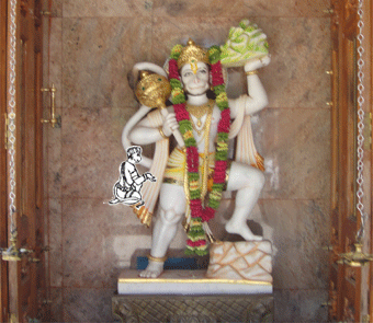 श्री सरगुणेश्वर मंदिर, कुरुवेली कुडवासल तालुक तिरूवूरुर जिला में श्री अंजनेय सन्निधि 