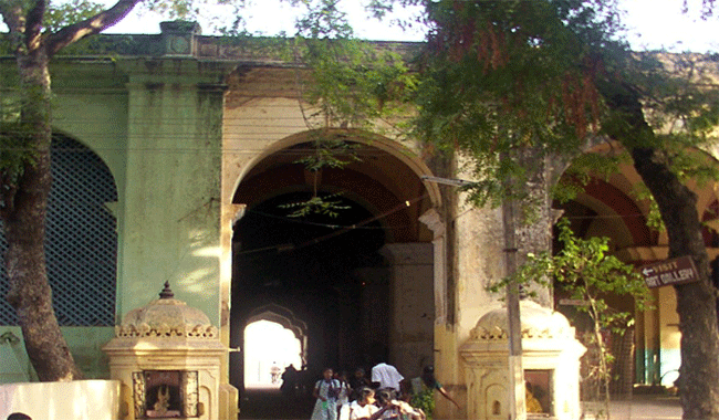 बंक श्रि अंजनेय स्वामी मंदिर, पैलेस कॉम्प्लेक्स, तंजावूर, तमिल नाडू का प्रवेशद्वार 