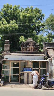 Sri Maruti temple, Pattabhisheka Ramar temple complex, Dhanakadhaarii baba Mutt, Karuthattankudi 