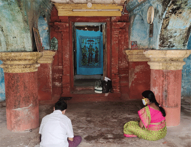 Pattabhisheka Ramar temple, Dhanakadhaarii baba Mutt, Karuthattankudi 