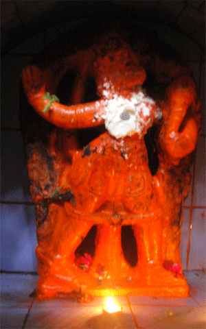 Hanuman under banyan at Sri Mukhyaprana [Hanuman] temple, Mayor Chitibabu Road, Triplicane, Chennai