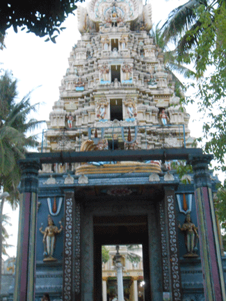 श्री वेणुगोपाला स्वामी मंदिर, मल्लेश्वरम, बंग्लुरु का राजगोपुरम