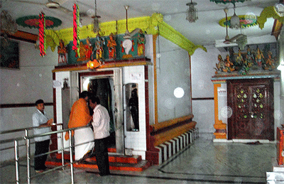 Sundara Veera Anjaneya Sannidhi, Sri Rama sannidhi, Tirupattur