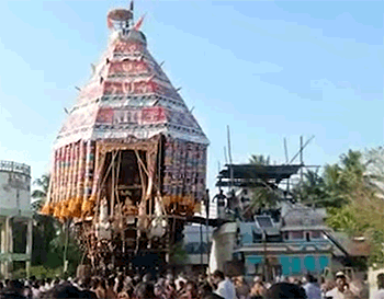 Car festival and Theradi Anjaneya Sannidhi, Sri Kothanda Rama Temple, Vaduvur